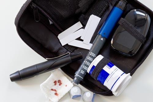 Insulin Kühltasche für unterwegs - mit 3 Kühlakkus - Diabetes