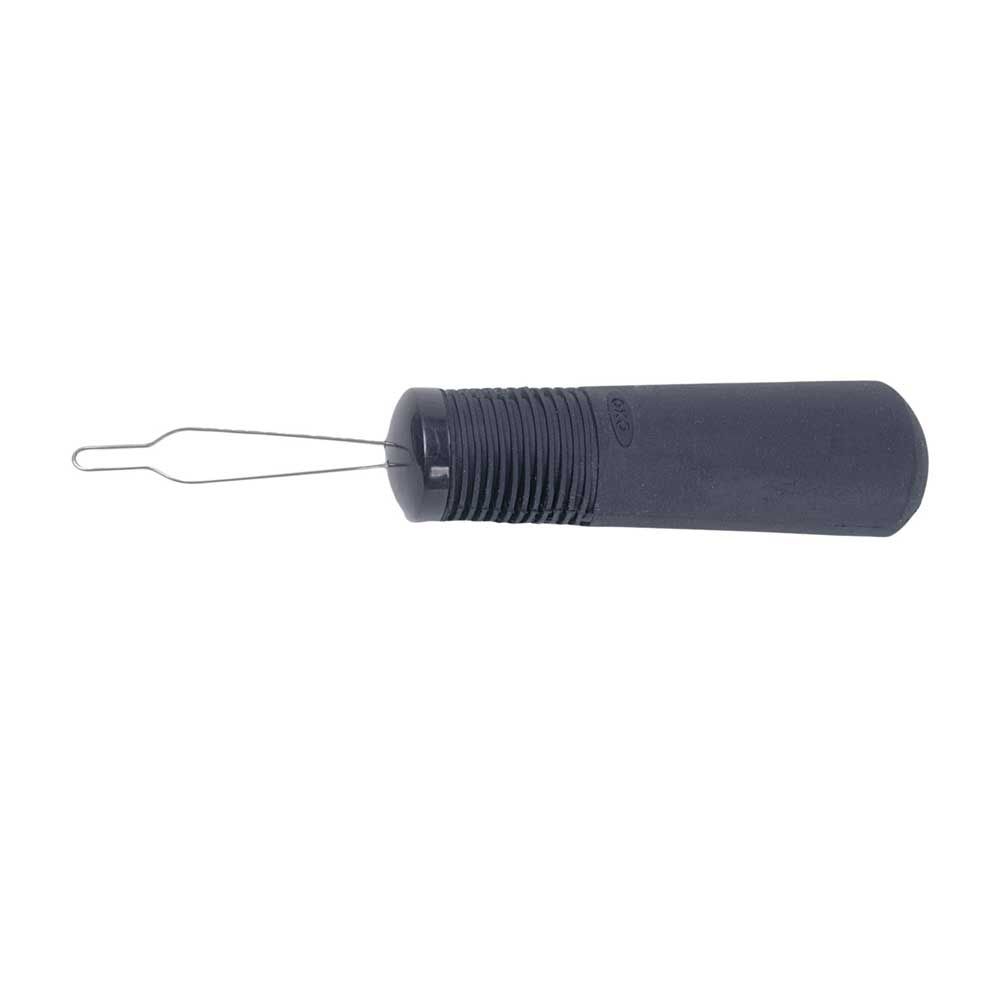 Die Knöpfhilfe Good Grips von Behrend Knöpf-Hilfe, dicker Kunststoffgrift und Edelstahl-Öse