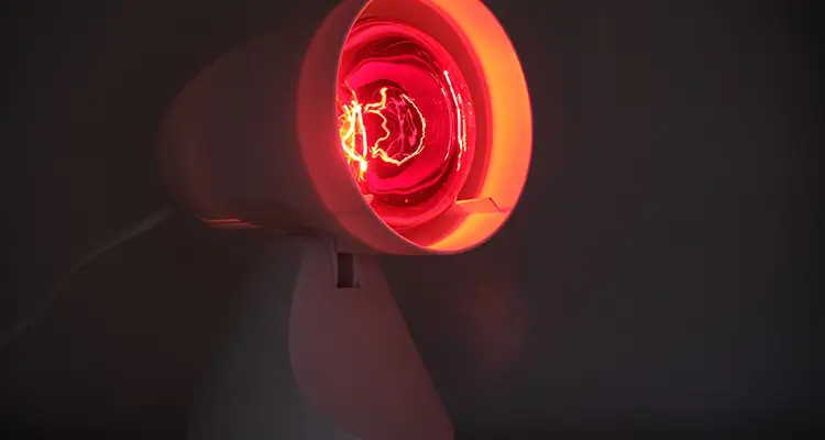 Infrarot-Lampe Schwangerschaft Eine Infrarot-Lampe als Alternative zur Wärmflasche bei Schwangerschaft